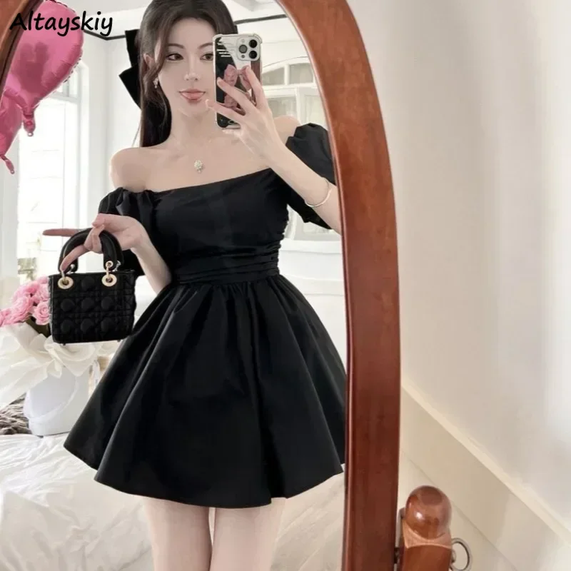 

Mini Dress Women Short Sleeve Pure Slash Neck Sexy Holiday All-match A-line Vestidos Summer French Style Fashion Simple Tender