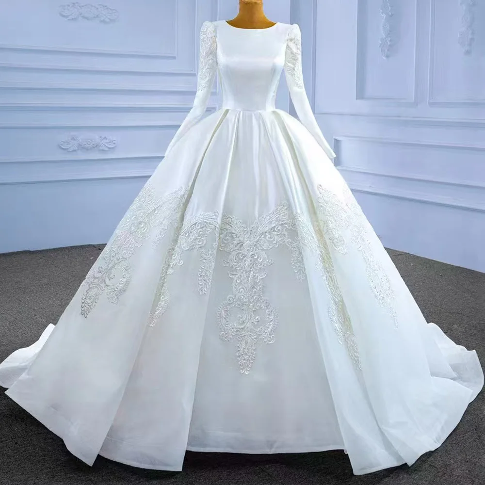 

Индивидуальное свадебное платье с круглым вырезом, длинными рукавами, шнуровкой на спине и вышивкой, фасон «бальное платье»