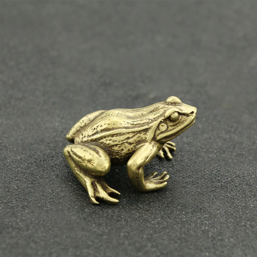 

Antique Do Old Copper Frog Small Decoration Creative Hand Solid Brass Top Hand Piece Tea Pet Paperweight Decoration