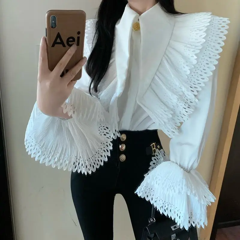 

Летняя мода 2026: Новая женская элегантная блузка с асимметричным дизайном, вырезами и рукавами-колокол, свободный крой, премиум-класс