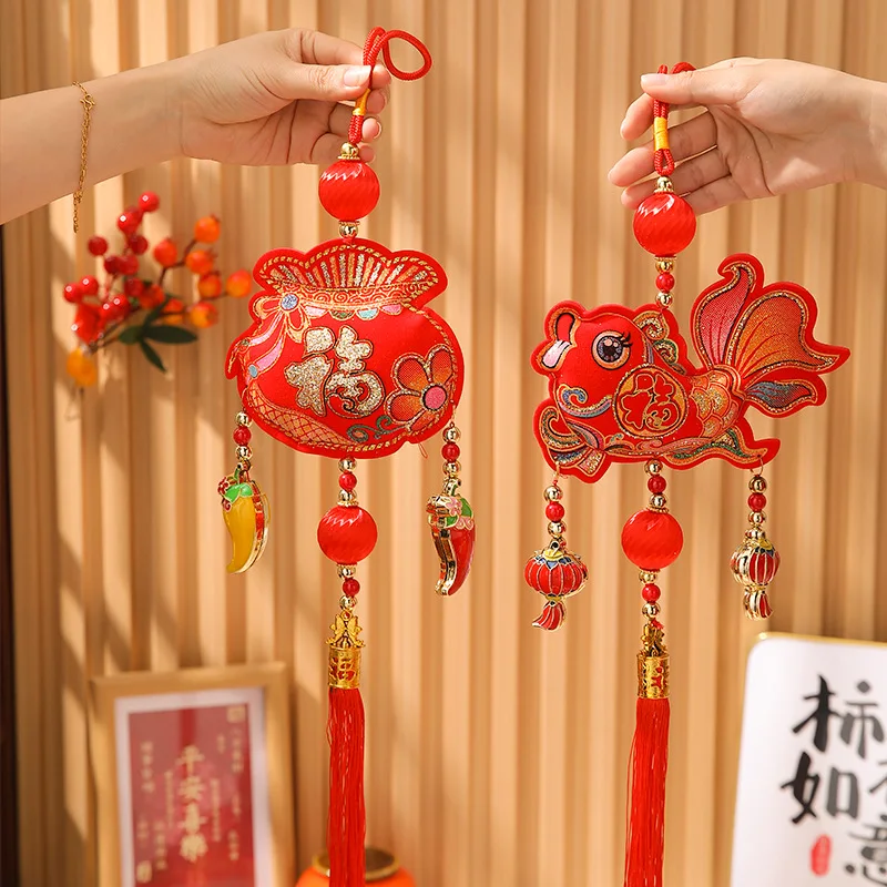 

2026 Spring Festival Living Room Decoration Supplies Housewarming Joy Koi Fish Lucky Character Pendant Festive Small Ornament