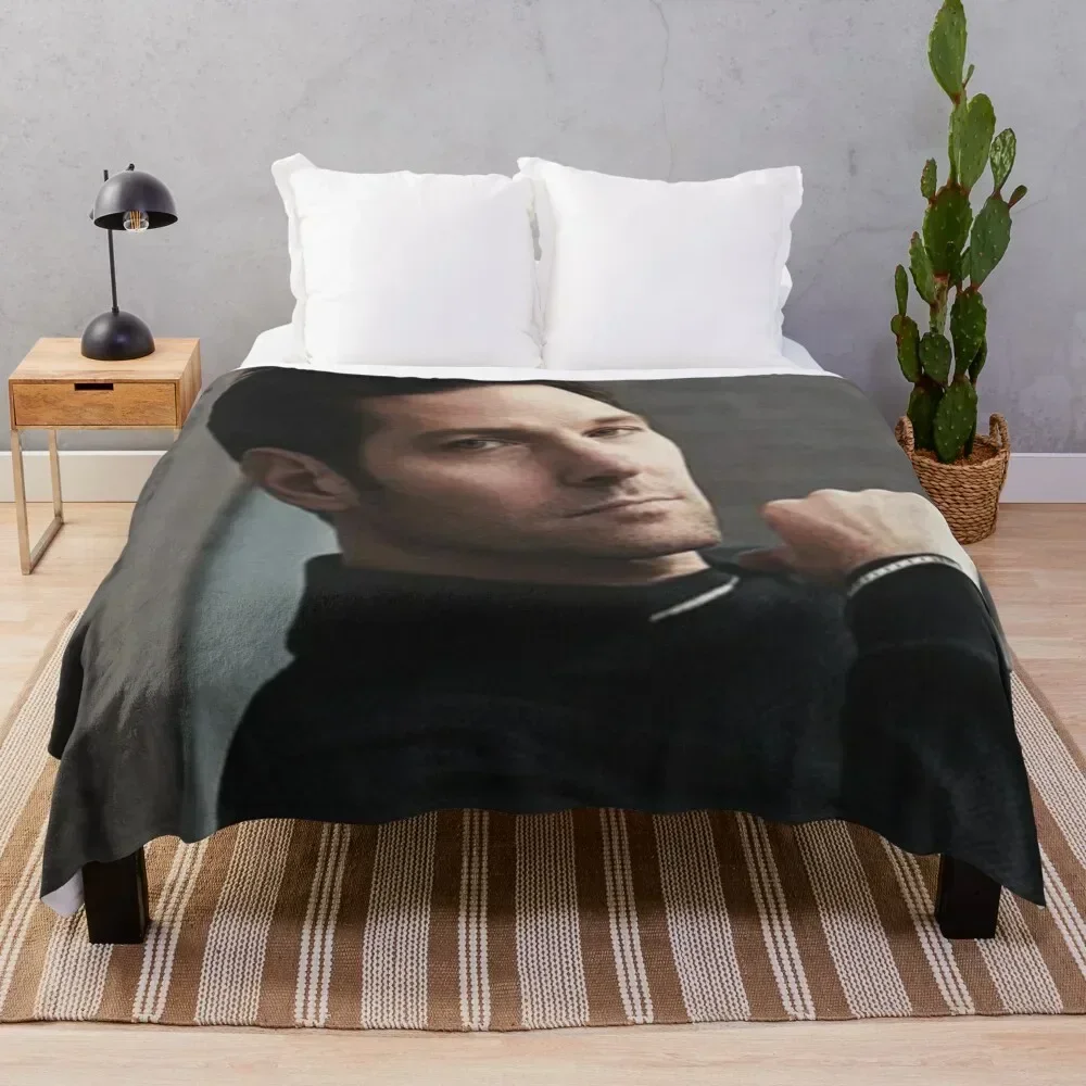 

paul rudd Throw Blanket Cozy Home Blanket Gift for Christmas Holiday