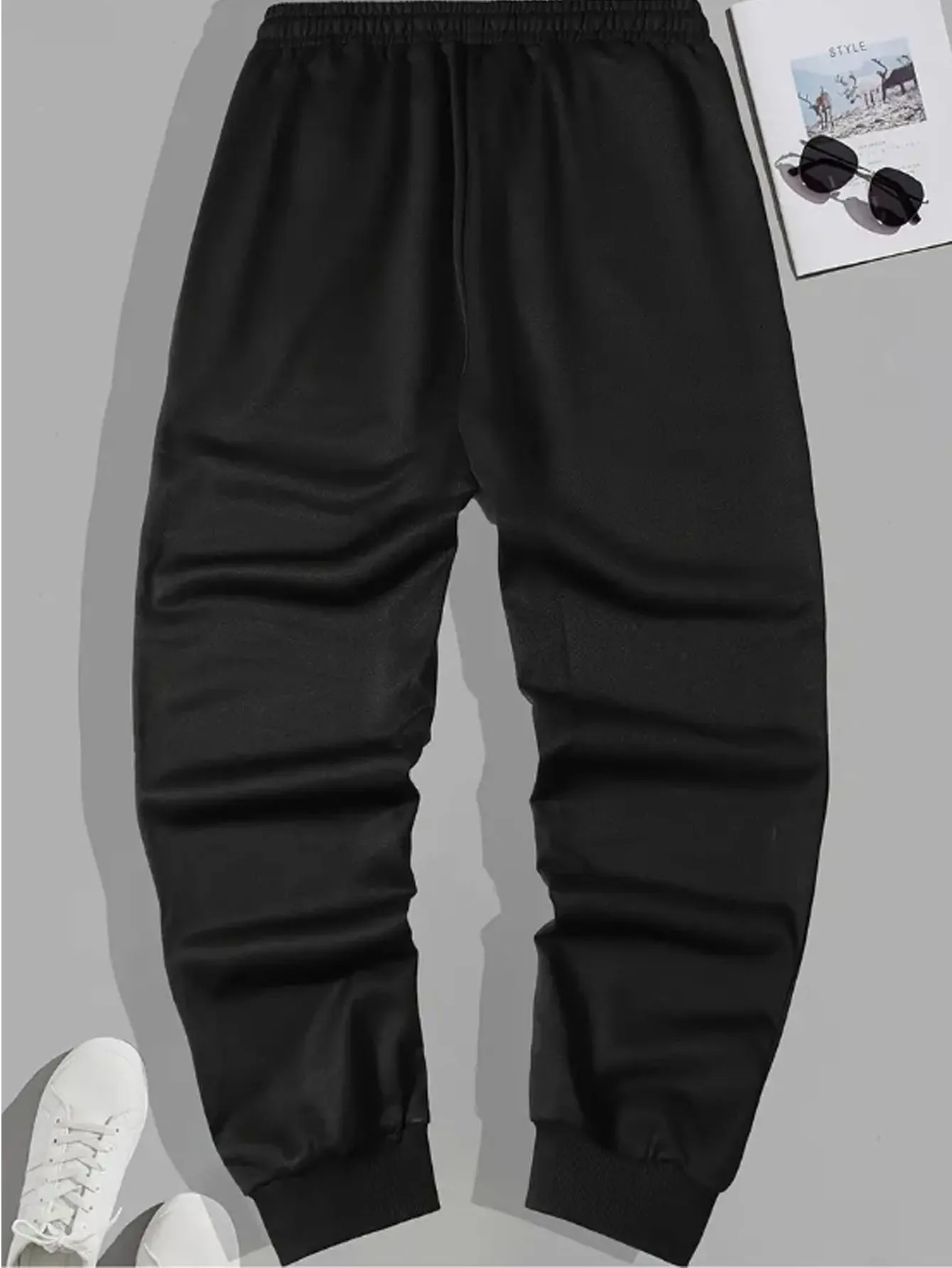 Outdoor‑styled carp fishing silhouette graphic print relaxed loose sweatpants men hip hop sports casual jogger pants modern cut