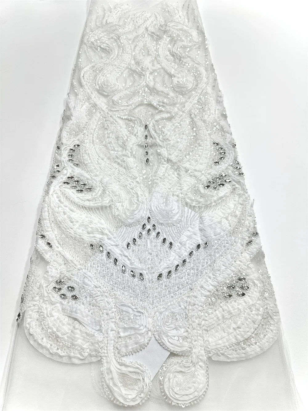 ผ้าลูกไม้ปักเลื่อมคุณภาพสูงแบบ 3 มิติ ลายแอฟริกันไนจีเรีย ปี 2026 สำหรับชุดราตรี ประดับด้วยลูกปัด ผ้าชีฟองปักลาย ผ้าตาข่ายสำหรับงานเย็บปักถักร้อย ยาว 5 หลา