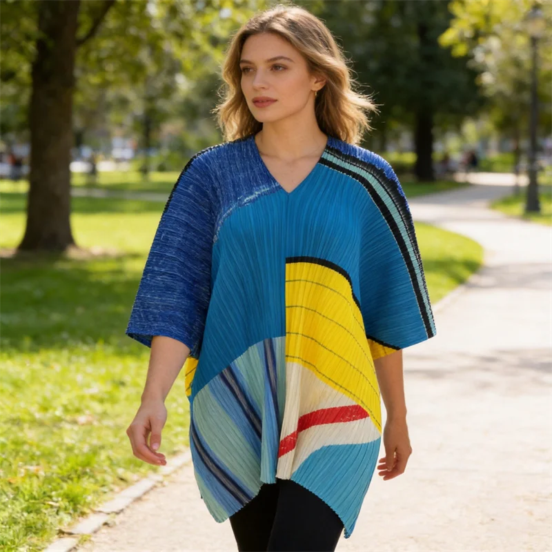 

Miyake Pleated City Collage Madame-T Stole All-over Printed Cloak