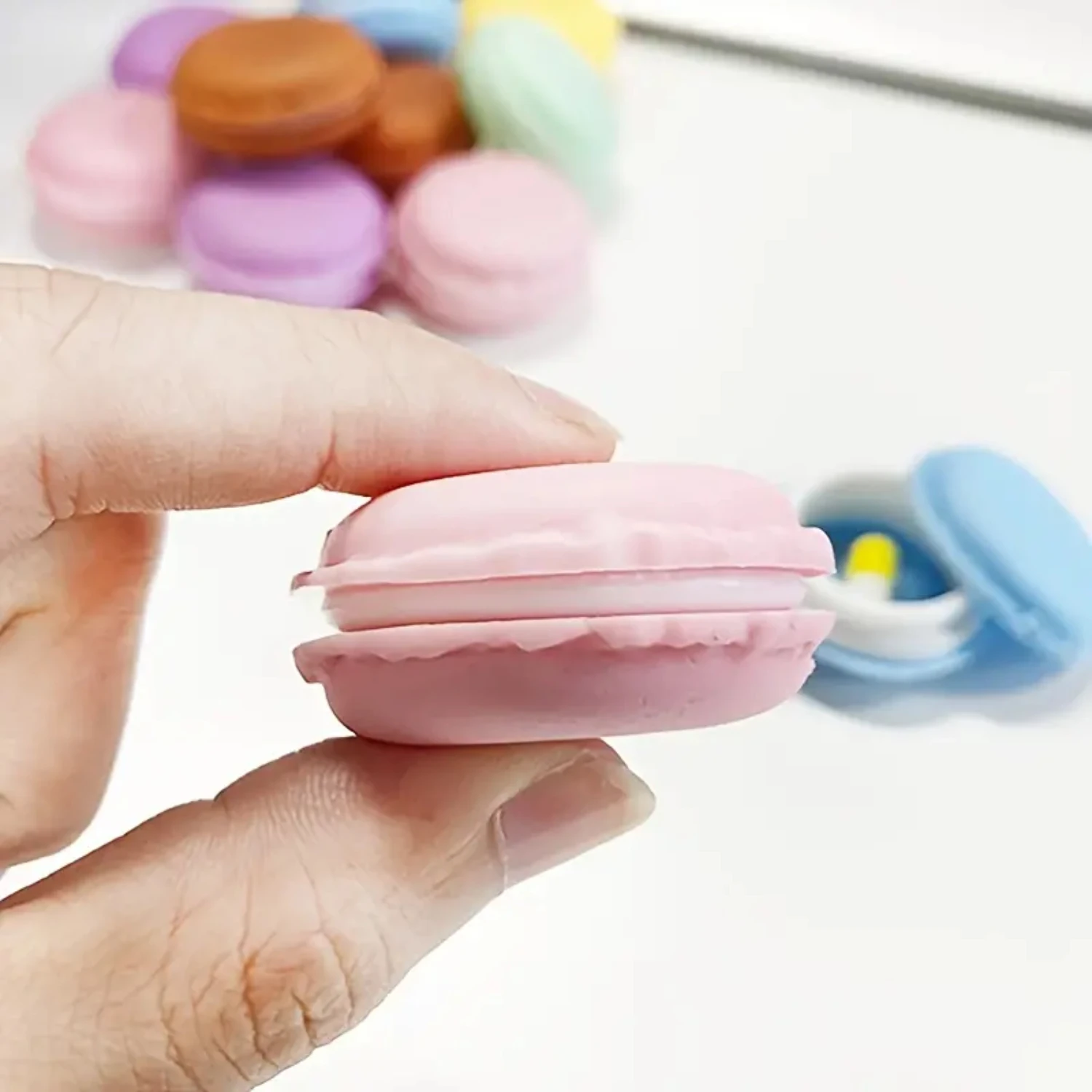 Cute Mini Candy Macaron Pill Box - Mini Jewelry and Storage Box, Colorful Organizer for Pills and Small Items in One Piece Gloss