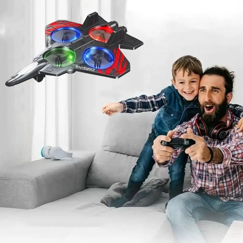 EPP-schuim Afstandsbediening Schuimvechter Oplaadbare zwaartekrachtdetectie Vier motorhelikopter Speelgoed 2.4G Stunt met licht