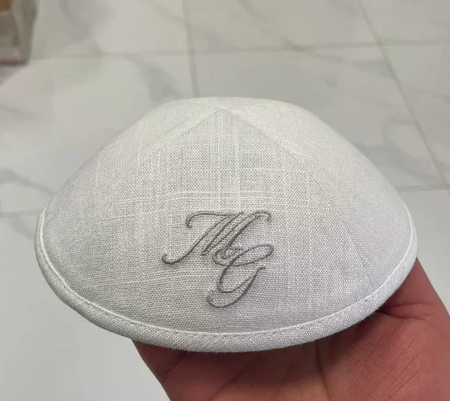 Black glossy color ding Fashion Corduroy Kippa Linen Custom Logo Bar Mitzvah Hat Judaica Yarmulke Daily Jewish
