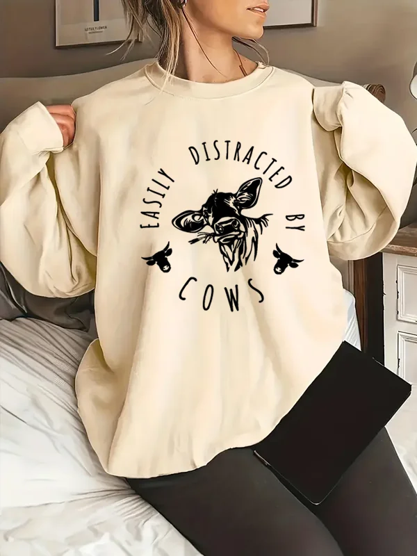 

Easily Distracted By Cows Funny Slogan Women Sweatshirt Cute Cows Grazing Print Female Shirt New Fashion Farm Casual Girl Tops