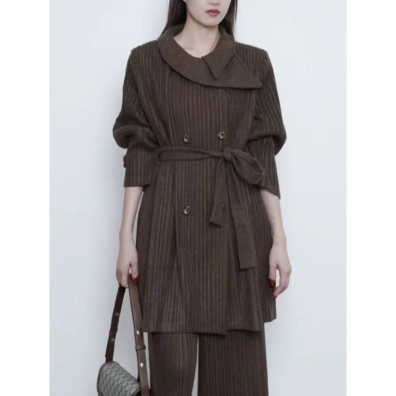 

Miyake 2025 Winter New Tweed Coat Pleated Temperament Thin Lace-up Commuter Elegant Medium-length Jacket Women's Wrinkle-Free