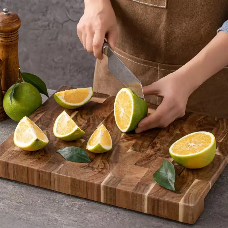 

Large Acacia Wood Cutting Board with Juice Groove Heavy Duty Thick Wooden Chopping Board for Kitchen Food-Safe Chopping Blocks