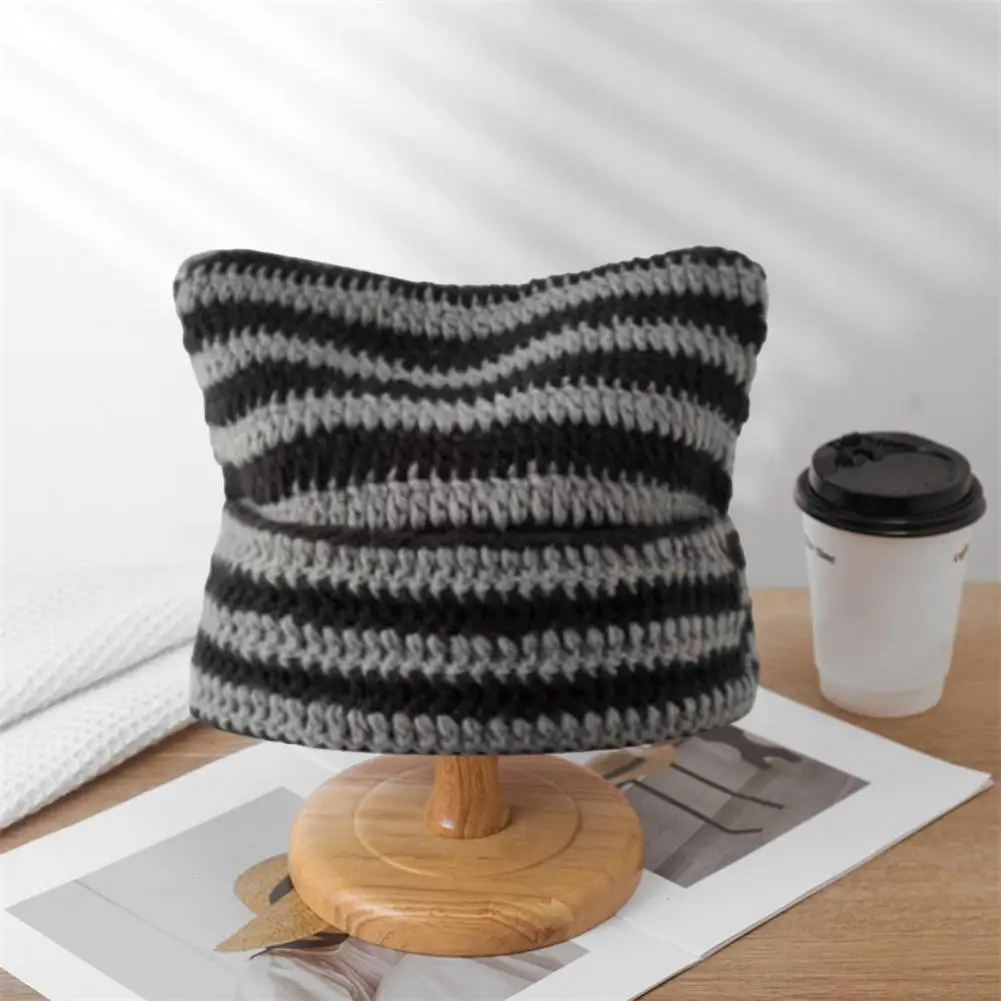 Winter Headwear Stylish Winter Ladies Hat with Kitty Head Design Striped Star Fur Ball Decor Windproof Elastic for Warmth