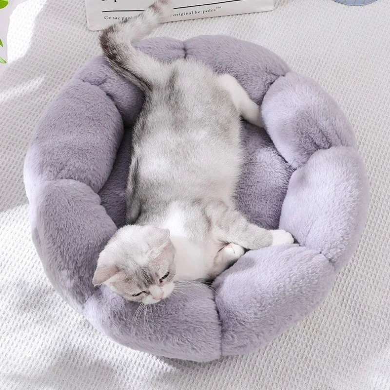 

Plush Pet Bed Winter Warm Calming Donut Cat Dog Bed Anti-Anxiety Pet Deep Sleep Cushion Flower Shape Cat Bed Thick Cuddle Nest