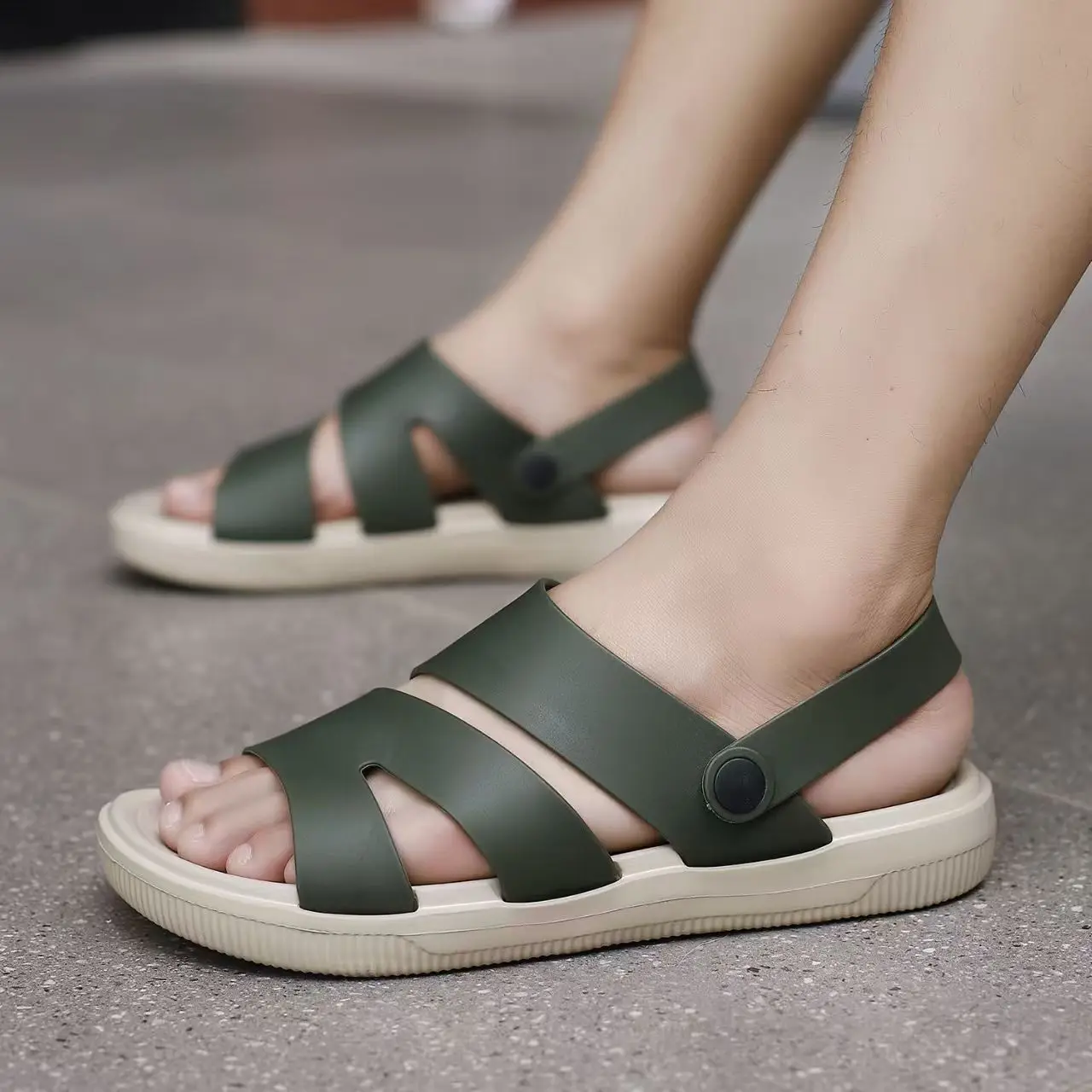 

Мужские универсальные повседневные спортивные сандалии-шлепанцы, летние, новые, с мягкой подошвой, нескользящие, с открытым носком, водонепроницаемые, для активного отдыха на пляже