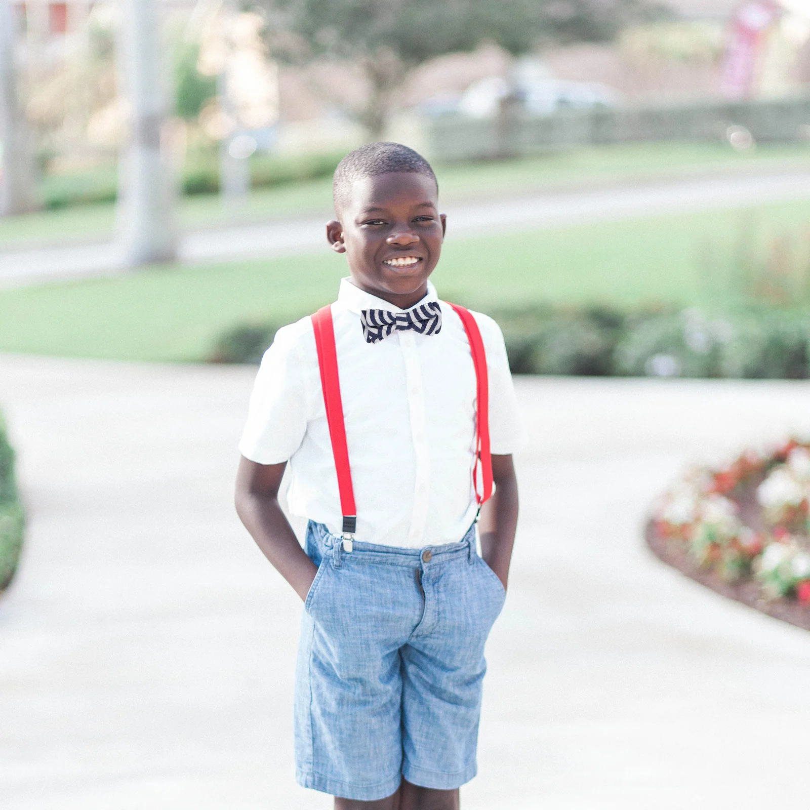 2 шт., сине-белый полосатый детский галстук-бабочка, регулируемый предварительно завязанный шейный ремешок, праздничный костюм, украшение, подарок для детей, школьные аксессуары