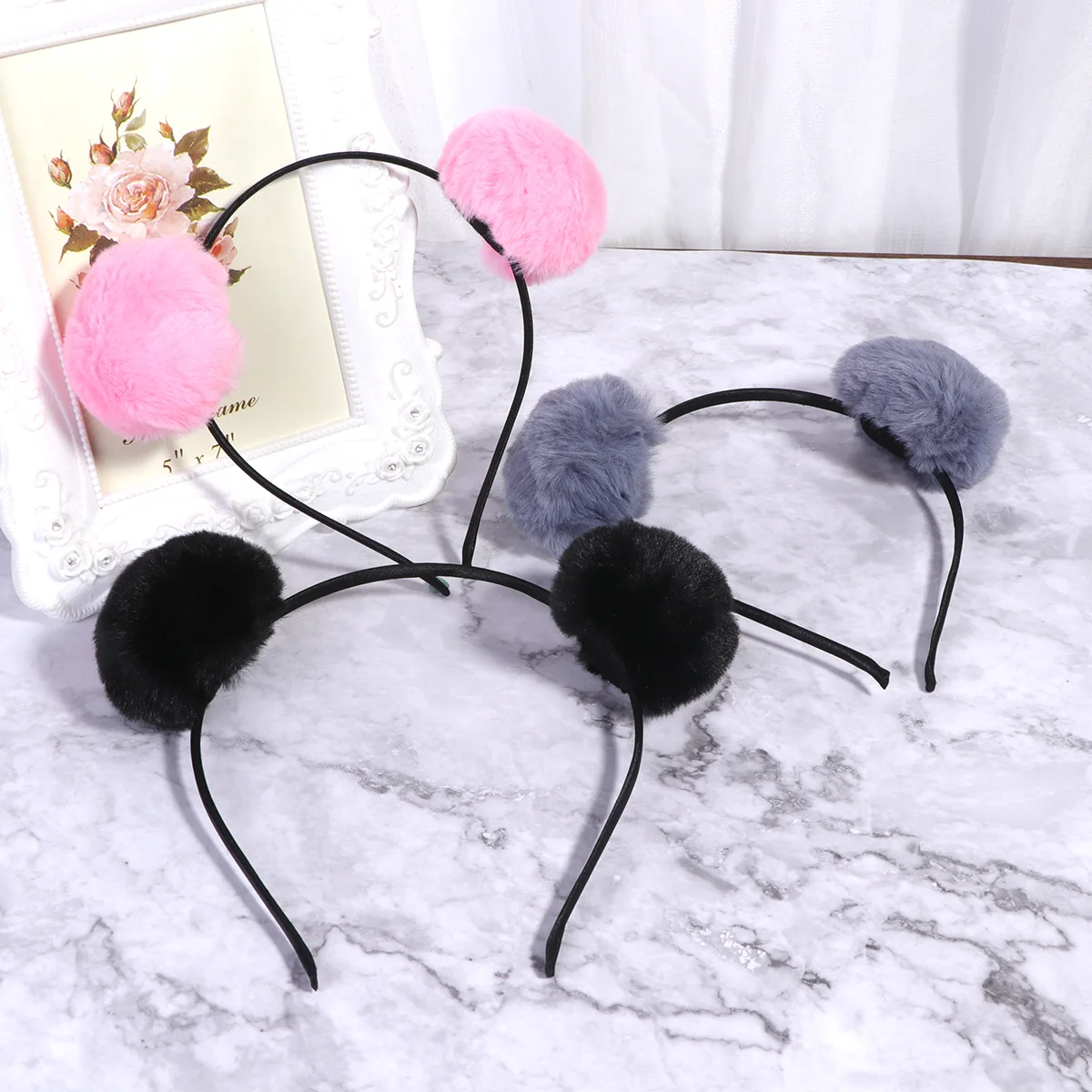 

3pcs Fluffy Ball Headbands Double Plush Balls Hair Hoops Adorable Hair Accessaries (Black Grey Pink)