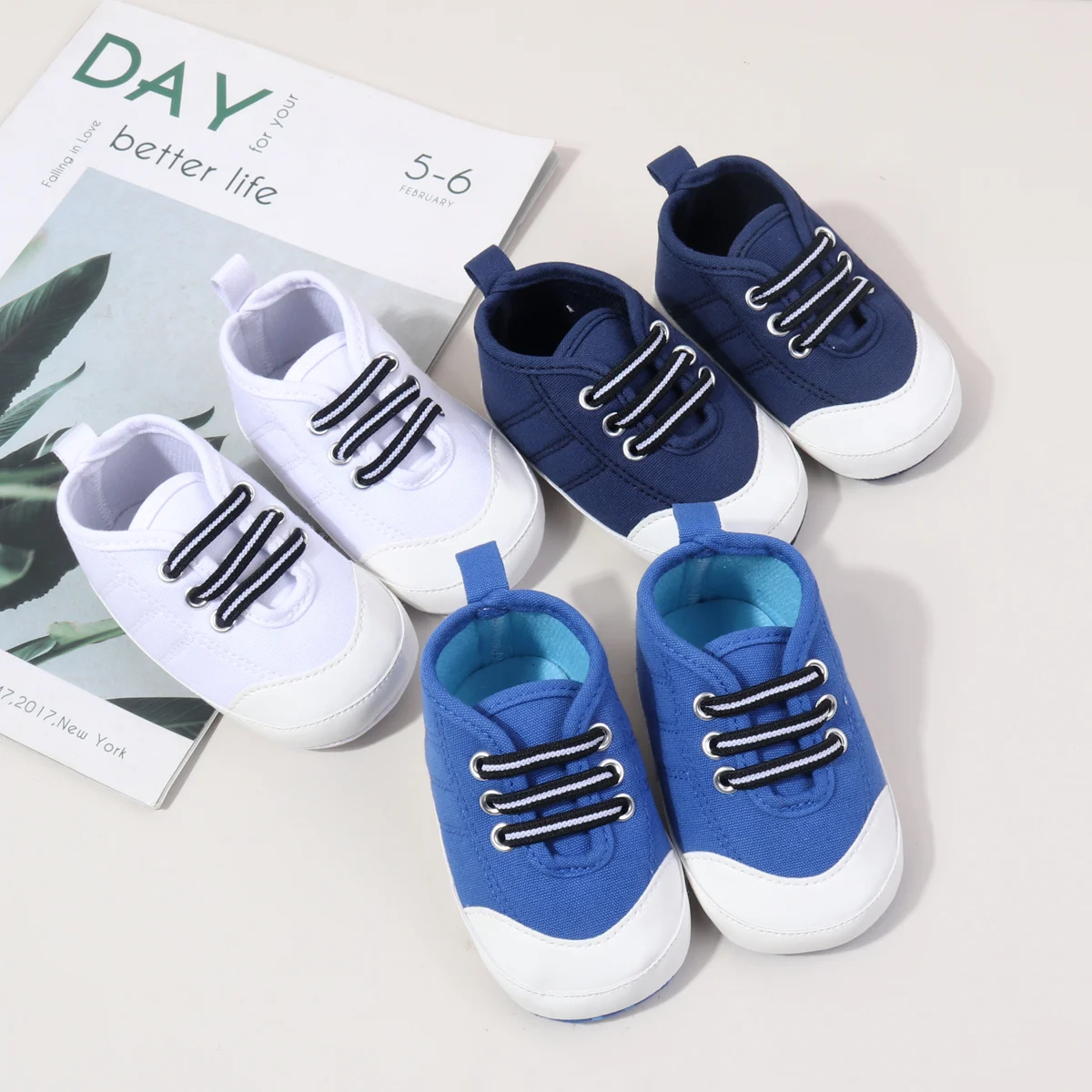 تصميم قماش للأطفال من عمر 0 إلى 18 شهرًا للأولاد والبنات أحذية المشي الأولى للأطفال الصغار للربيع والخريف مع أحذية قطنية ناعمة