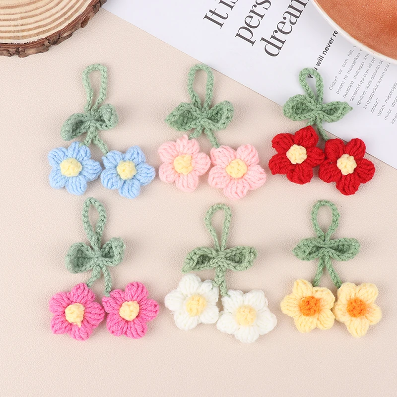 Cute Hand Woven Key Chain Woven Flowers Key Pendant Bag Accessories For Women