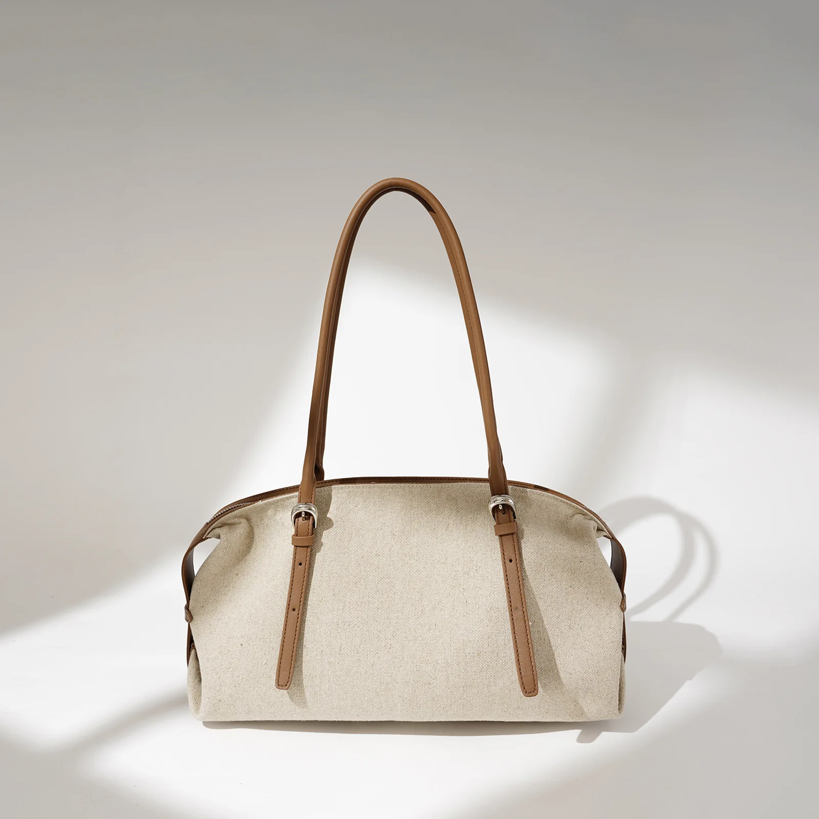 

Simple Yet Fashionable Crossbody-Bag With Elegant Minimalist Design And Solid Color Offering Roomy Compartments As A Diaper Bag
