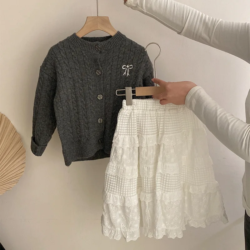 

Autumn Children Girls 2PCS Clothes Set Cotton Bow Baby Girl Knitted Cardigan Suits Loose White Lace Cake Skirts Kids Girl Outfit