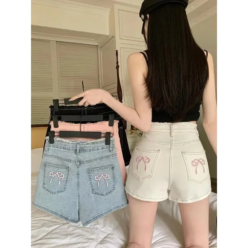 Shorts jeans de cintura alta para mulheres, estilo coreano, tecnologia de bordado em arco, calças justas e sensuais, elásticas nos quadril, doce menina, verão