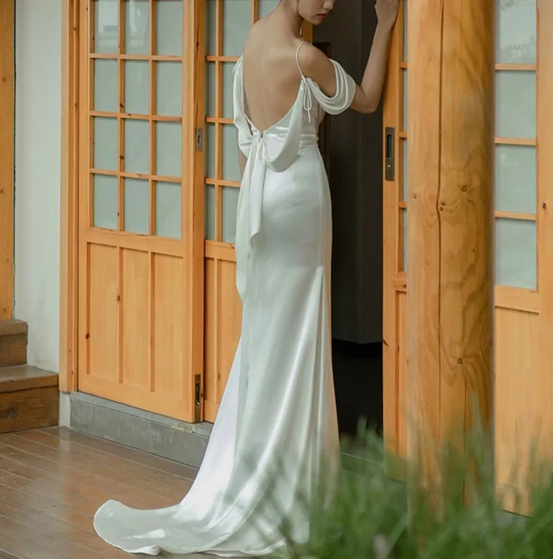 

Simple Mermaid Wedding Dress off the Shoulder Straps Pleats Long Satin Princess Bridal Gowns Boho Garden Vestidos De Noiva