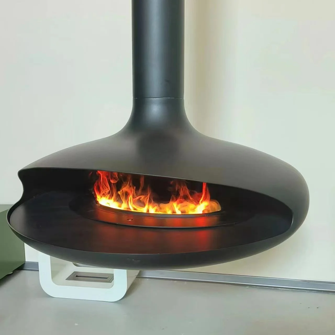 Quemador de leña colgante para chimenea de estufa de leña interior de diseño moderno personalizado para calefacción para leña y pellets