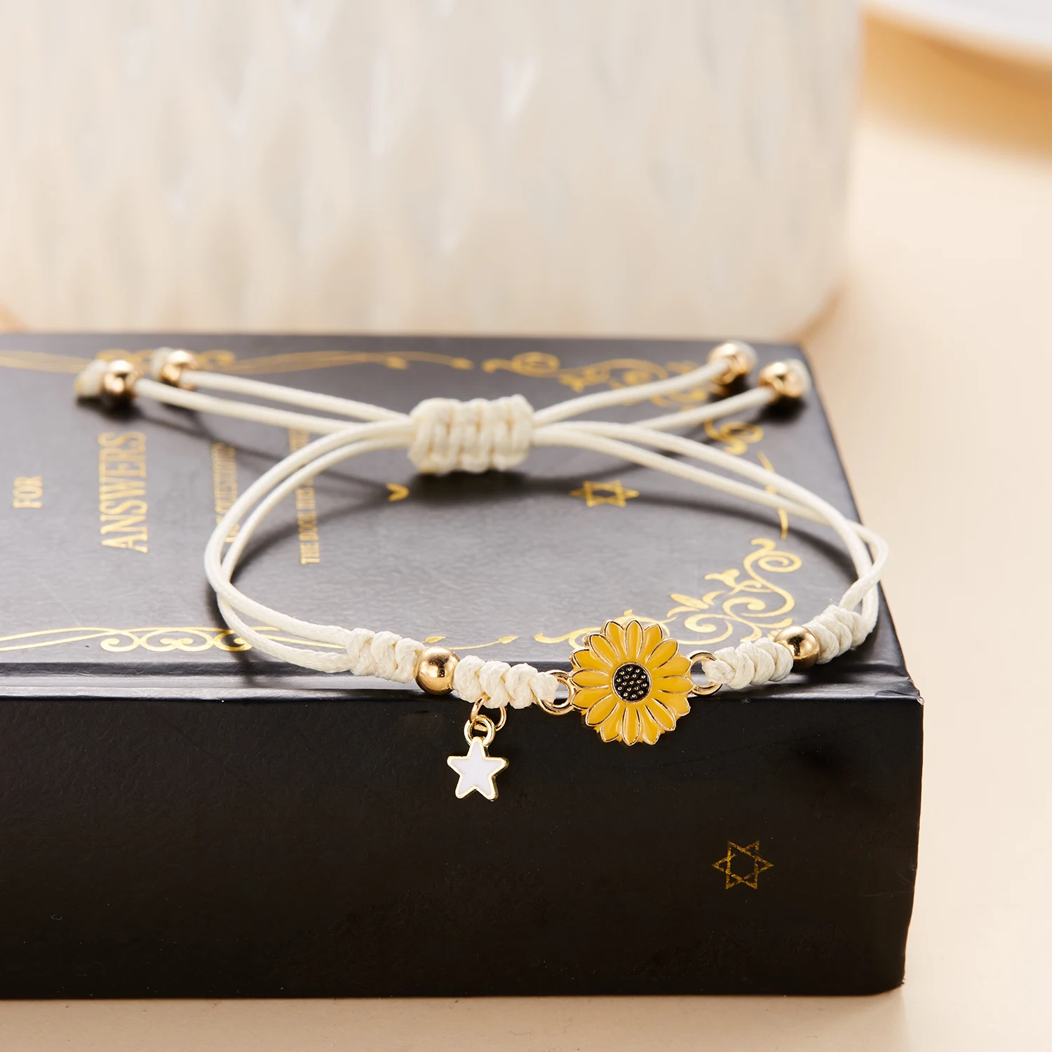 Thumbnail 2 - #37 Best Rated Chain Bracelets to Buy in 2026