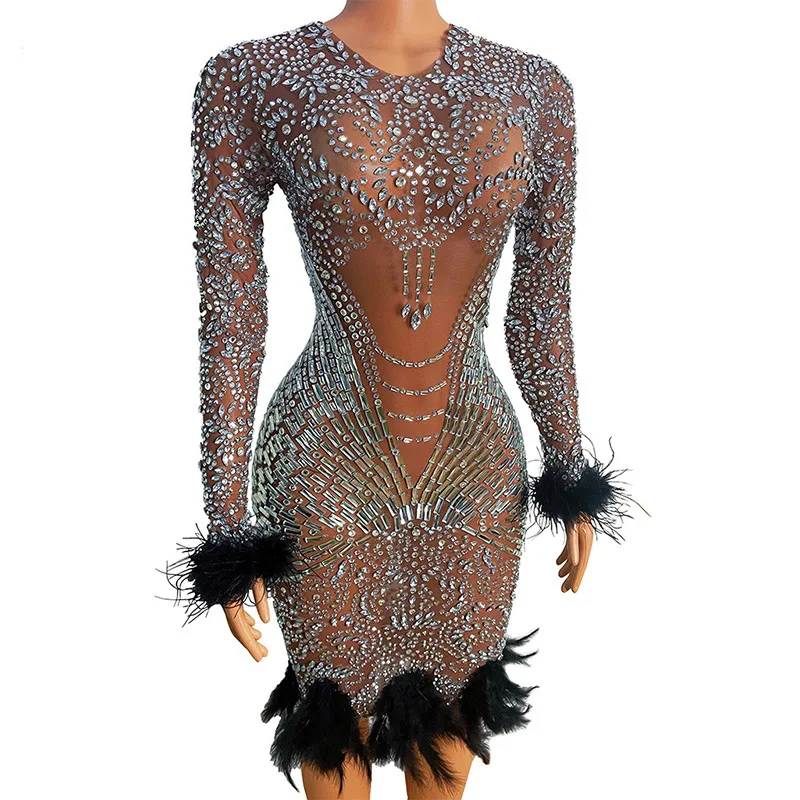 Costume da compleanno Costume con diamanti Abito lucido con diamanti Elegante orlo in piume Gonna da donna con cristalli Abiti da notte De Bienvenida