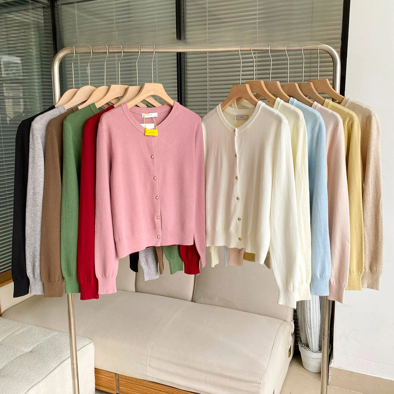 

2025 Autumn Winter Casual Warm O-neck Long Sleeve Single Breasted Slim Knitwears Sweater Korean Fashion Button Up Cardigans