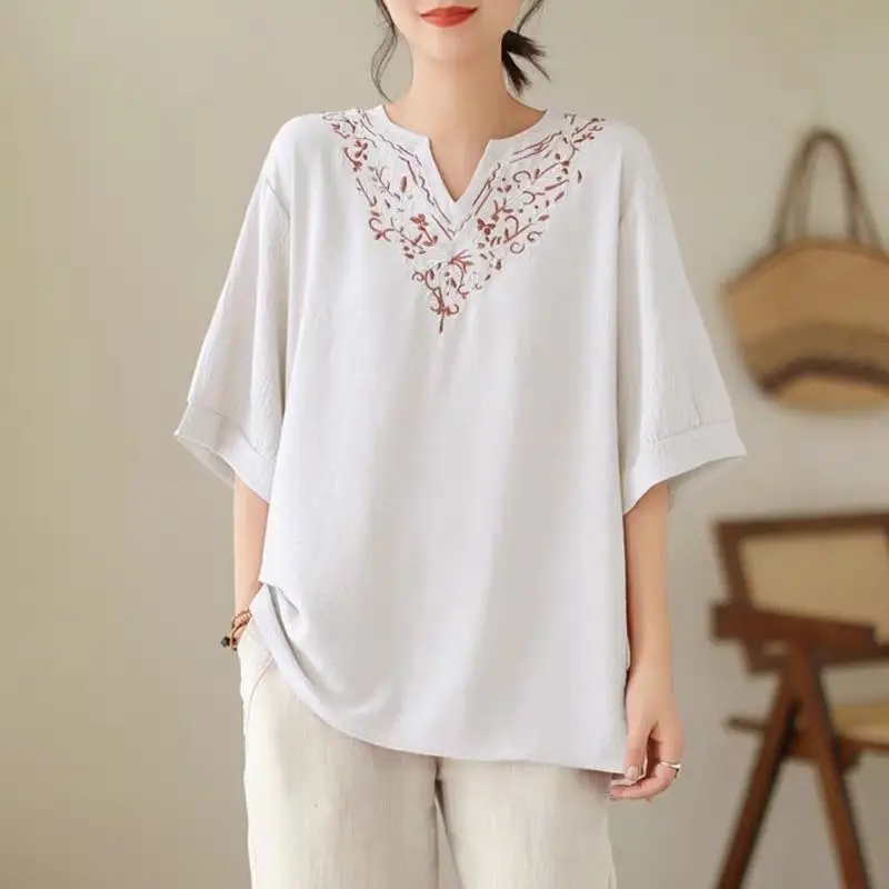 Women Vintage Embroidery Elegant Comfortable Cotton T Shirt Summer Fashion V Neck Short Sleeve Loose Pullover Tops Ropa De Mujer