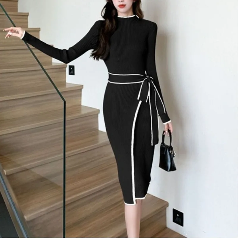 Women's 2024 Autumn and Winter Fashion Sweater Spliced Neck Contrast Pit Strap Waist Slimming Long Sleeve Knitted Casual Dress