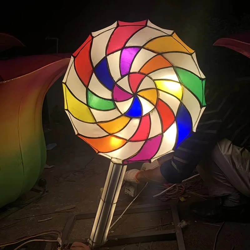 

Decorative Silk Handmade Waterproof Festival Show Outdoor Light Emitting Diode Animal Lantern Pattern Light