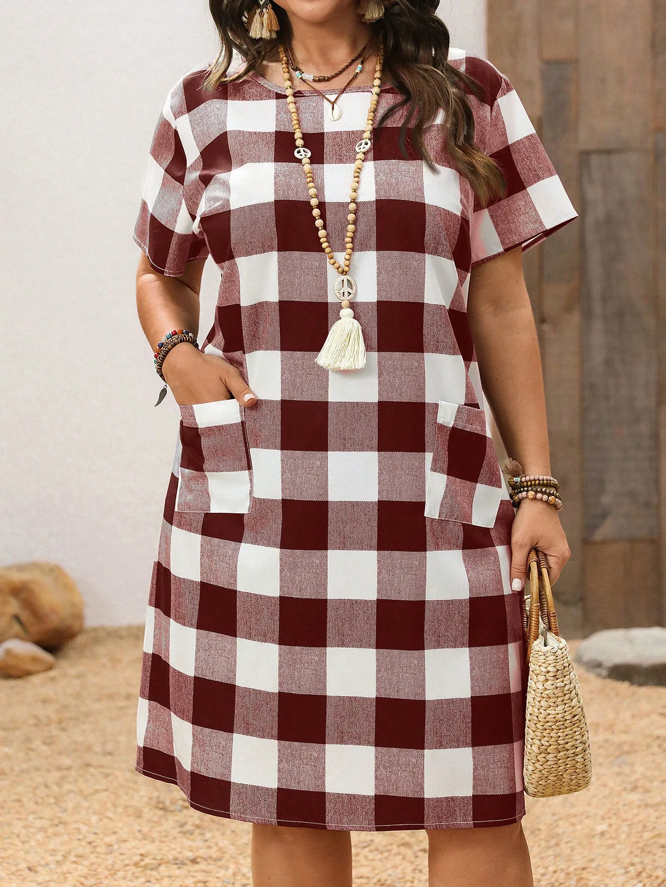

Женское платье больших размеров с коротким рукавом, красно-белое в клетку, с карманами, повседневный стиль для весны и лета
