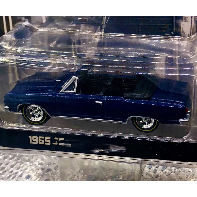 Green Light 1:64  Premium Collection Decoration Car Model Adult Souvenir Gifts Static Display Hobby Series