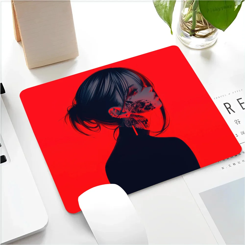 Anime Girl Tattoo Red Background Mousepad Small LockEdge Mouse Pad For Gamers Computer Desk Pad Rectangular Anti-slip Rubber