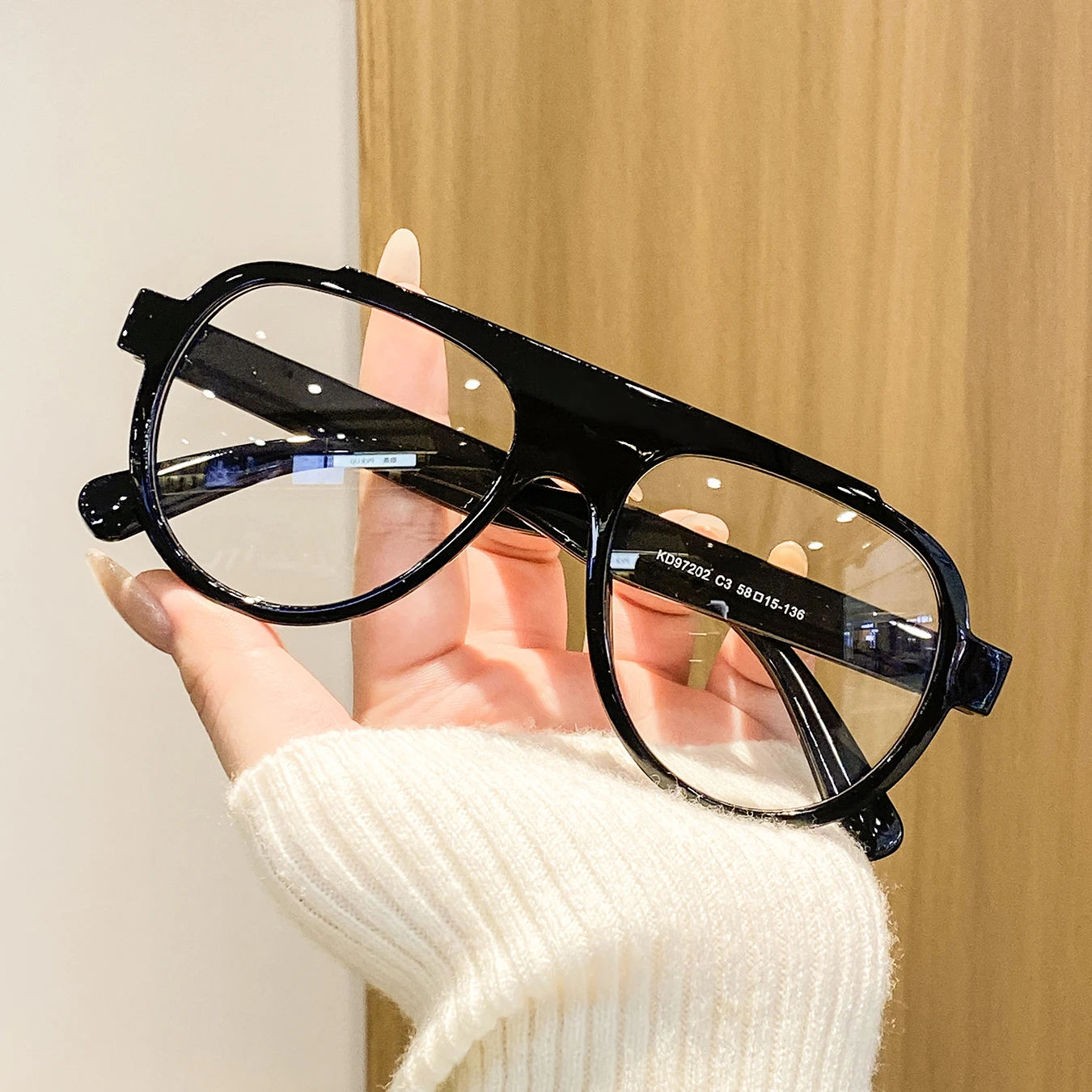 1 Pair of Women's Retro Shiny - Street Fashion Hong Kong 评论和价格