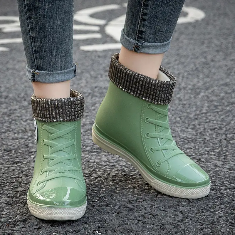 New Designer Mid Calf Rain Boots Women\'s Green Waterproof Shoes For Rainy Day Ladies Pink Fur Rubber Rainshoes Woman Galoshes