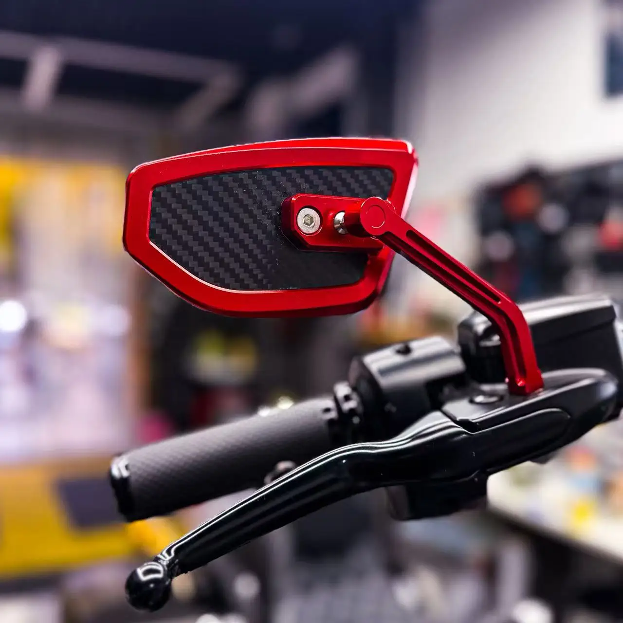 パフォーマンススタイルミラー バックミラー CNC&カーボン スリムルック&ウェーブPC 4mm ハンドガード ハンドシールド ハーレーツーリング ソフテイル用