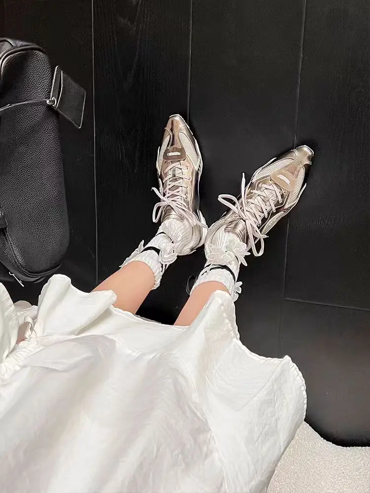 Faionable Pointed Toe Sports oes for Women Increase Height Leisure All Match Hong Kong Hot S 2025 Autumn Sle Silver