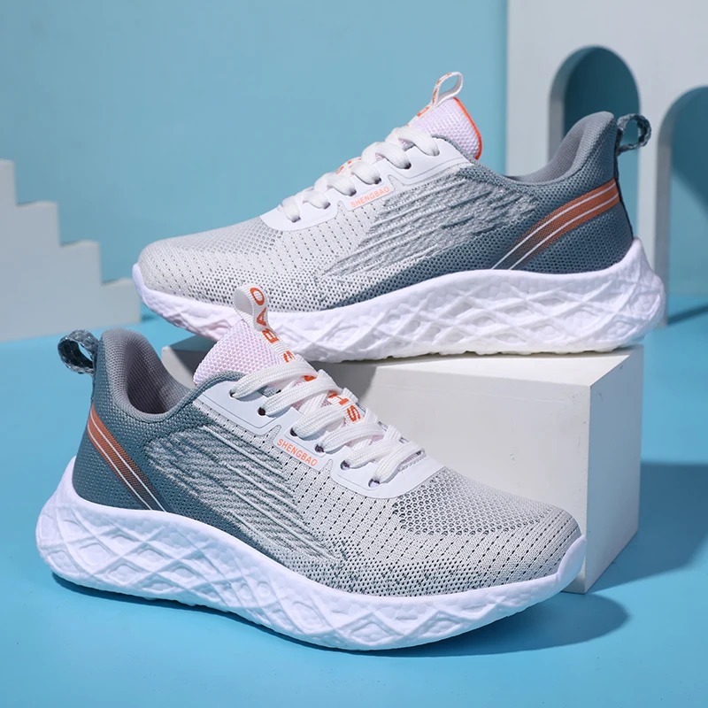 Classic Mesh Fitness Sneakers 2