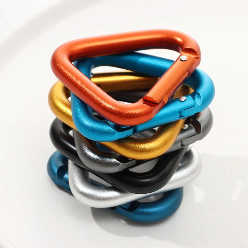 1pc Dreieck/Quadrat Karabiner Outdoor Camping Wandern Schlüssel bund Snap Clip Haken Kessel Schnalle Karabiner Zubehör