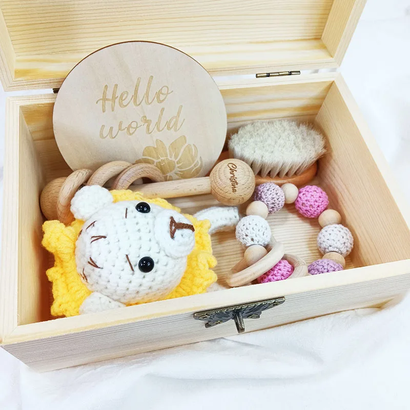 Newborn Souvenir Personalized Baby Shower Toy Set Rabbit Deer Cute Animal Rattle Crochet Doll New Parent Gift Box