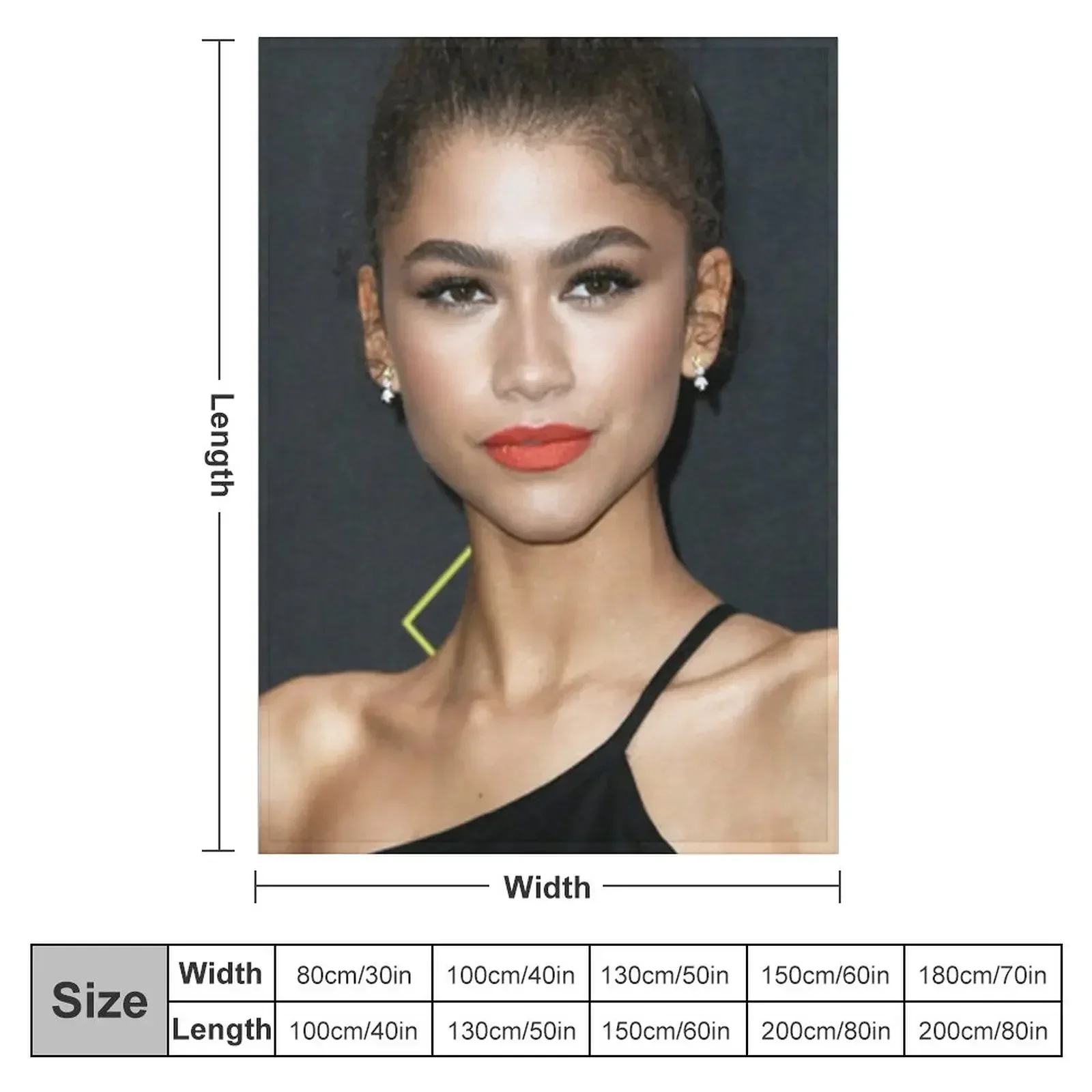 Zendaya Coleman looked cool Throw Blanket Decoratives Blankets For Bed Flannel Blankets