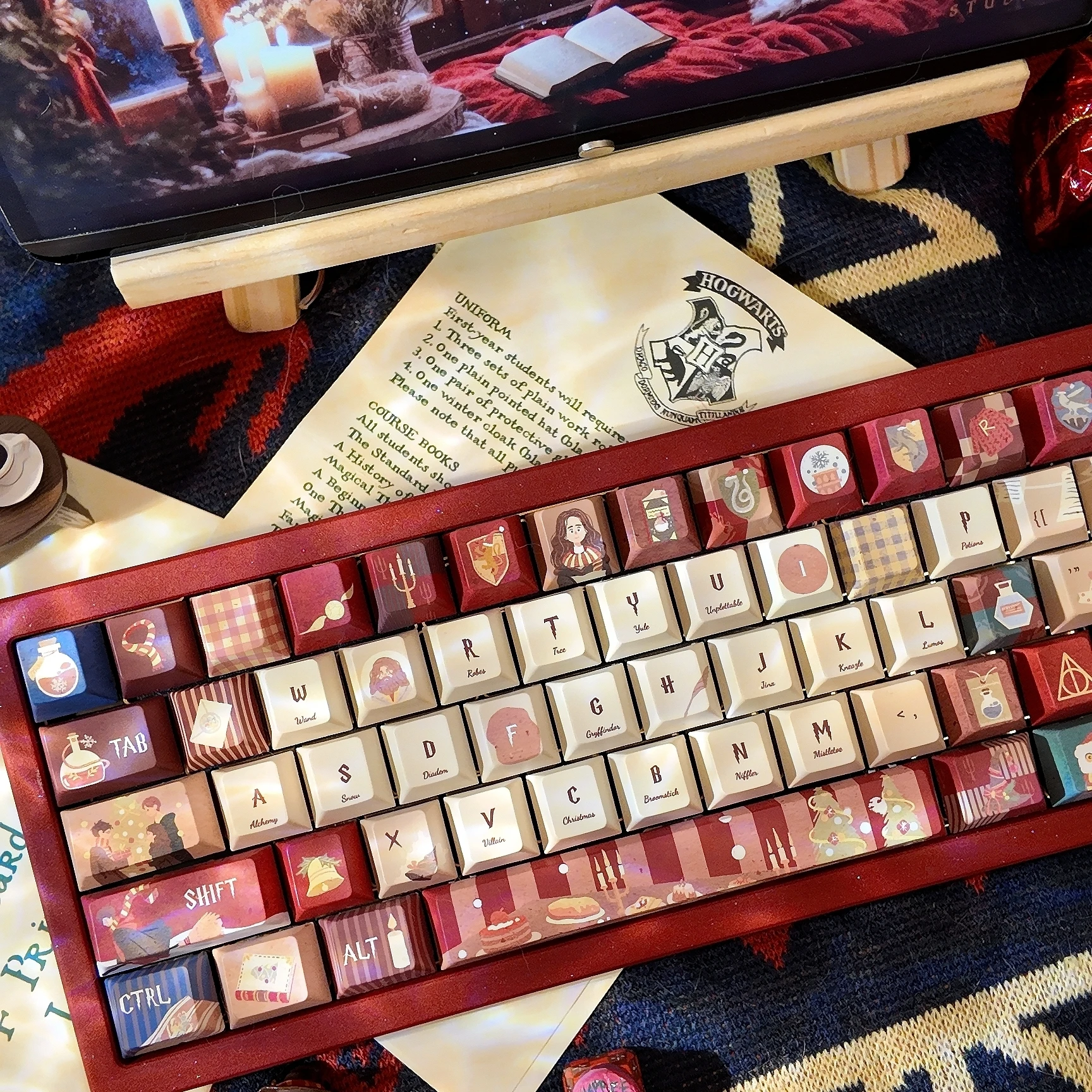 Keycaps-Hogwarts Christmas Eve So Cherry Pbt 137/143 Keys Wine Red Retro Movie Sense Keycaps