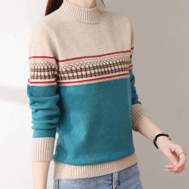 Nice 2025 Color Blocking Autumn Winter Sweaters Loose Long Sleeved Western-style Inner Top Semi High Neck Knit Sweater Women Car