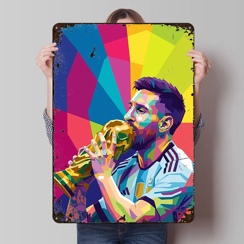Lionel Messi Küssende Trophäe Metallposter Maßgefertigte Wandkunst Retro Vintage Blechschilder für Inneneinrichtung Wohnzimmer-Dekor