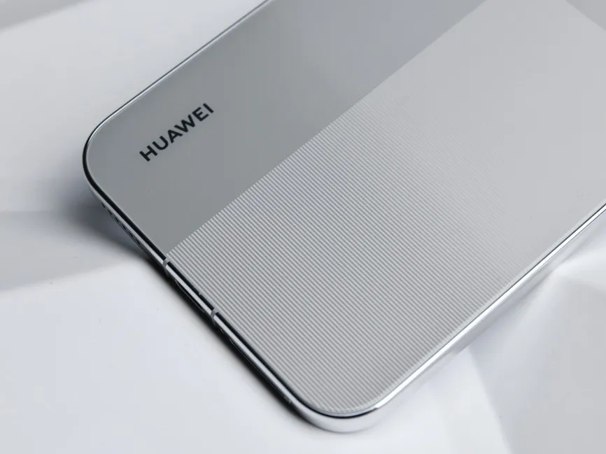 Original Huawei Pura X View Mobile Phone 6.39" OLED Display Kirin 9030S HarmonyOS 7.0 Camera 200MP Battery 7000mAh Smartphone - view 5