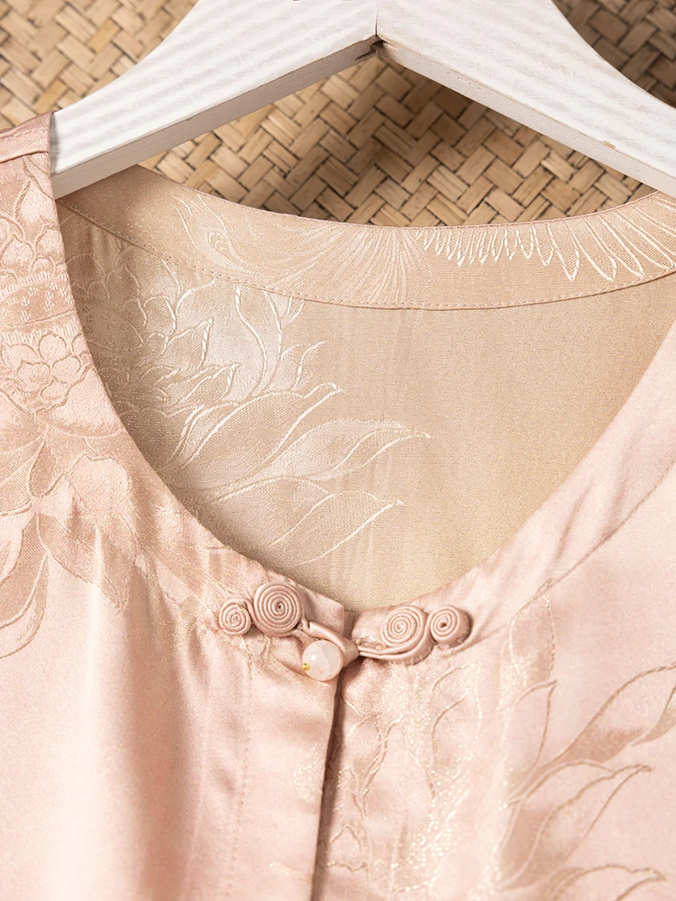 Crane and Ancient Pine Print Versatile Temperament Comfortable 90% Natural Mulberry Silk 10% Gold Leather Long Sleeved Shirt