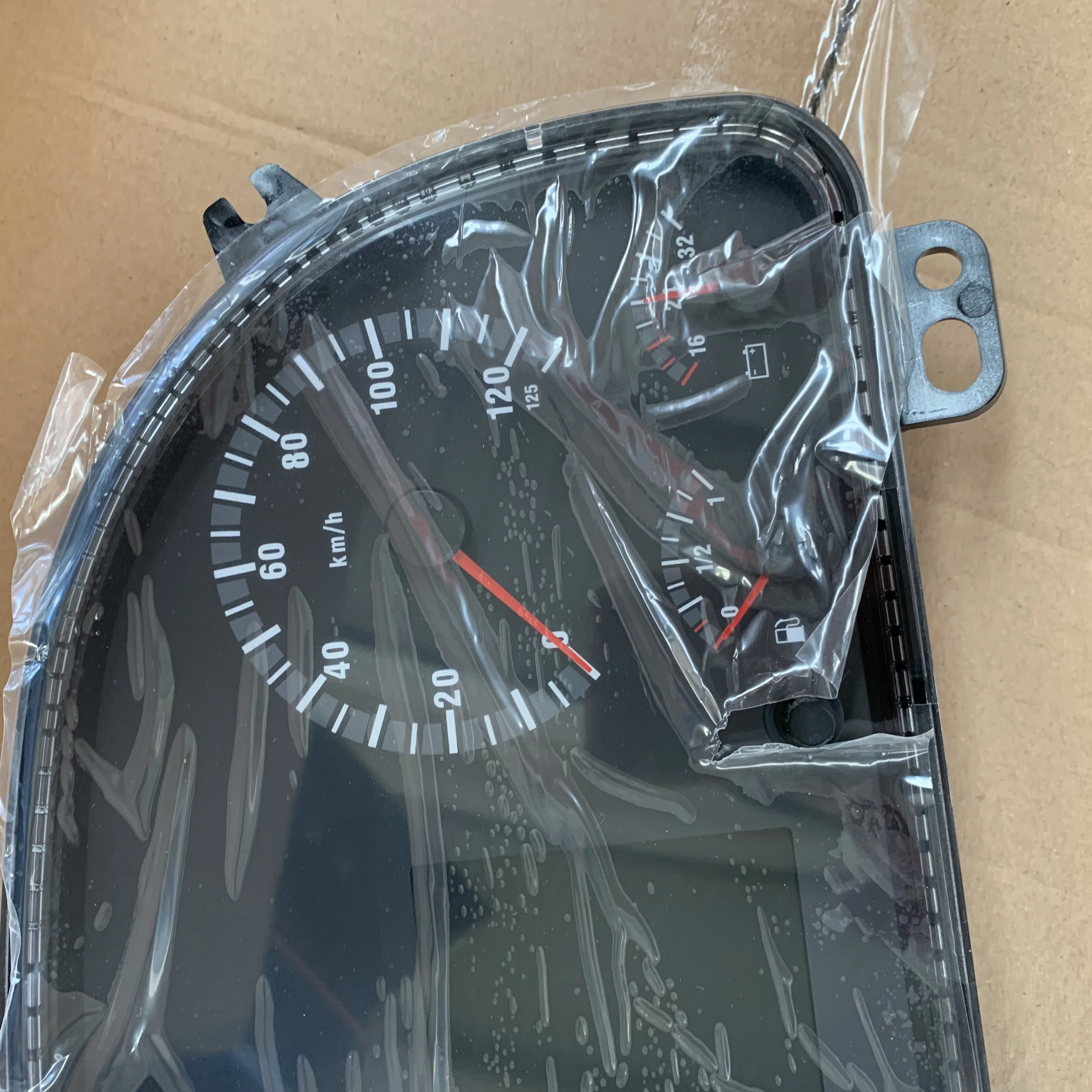 Tableau de bord de pièces de camion WG 9716582211